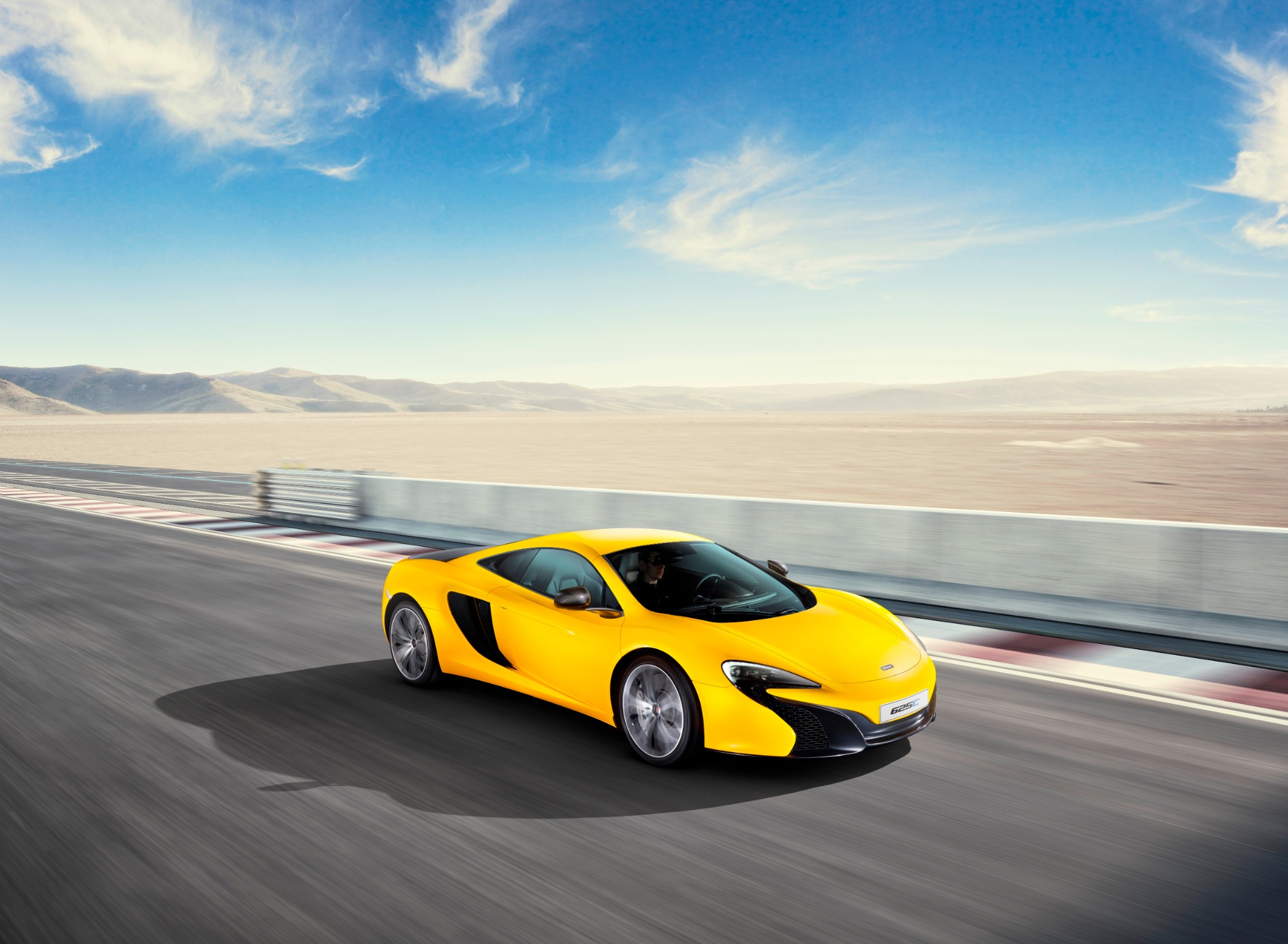 McLaren 625C