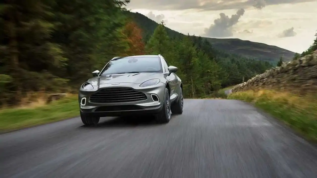 Aston Martin DBX Straight-Six